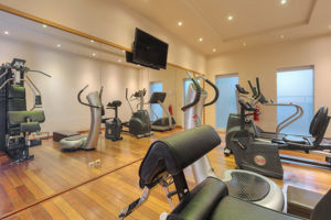 Fly & Go GDM Megaron Hotel