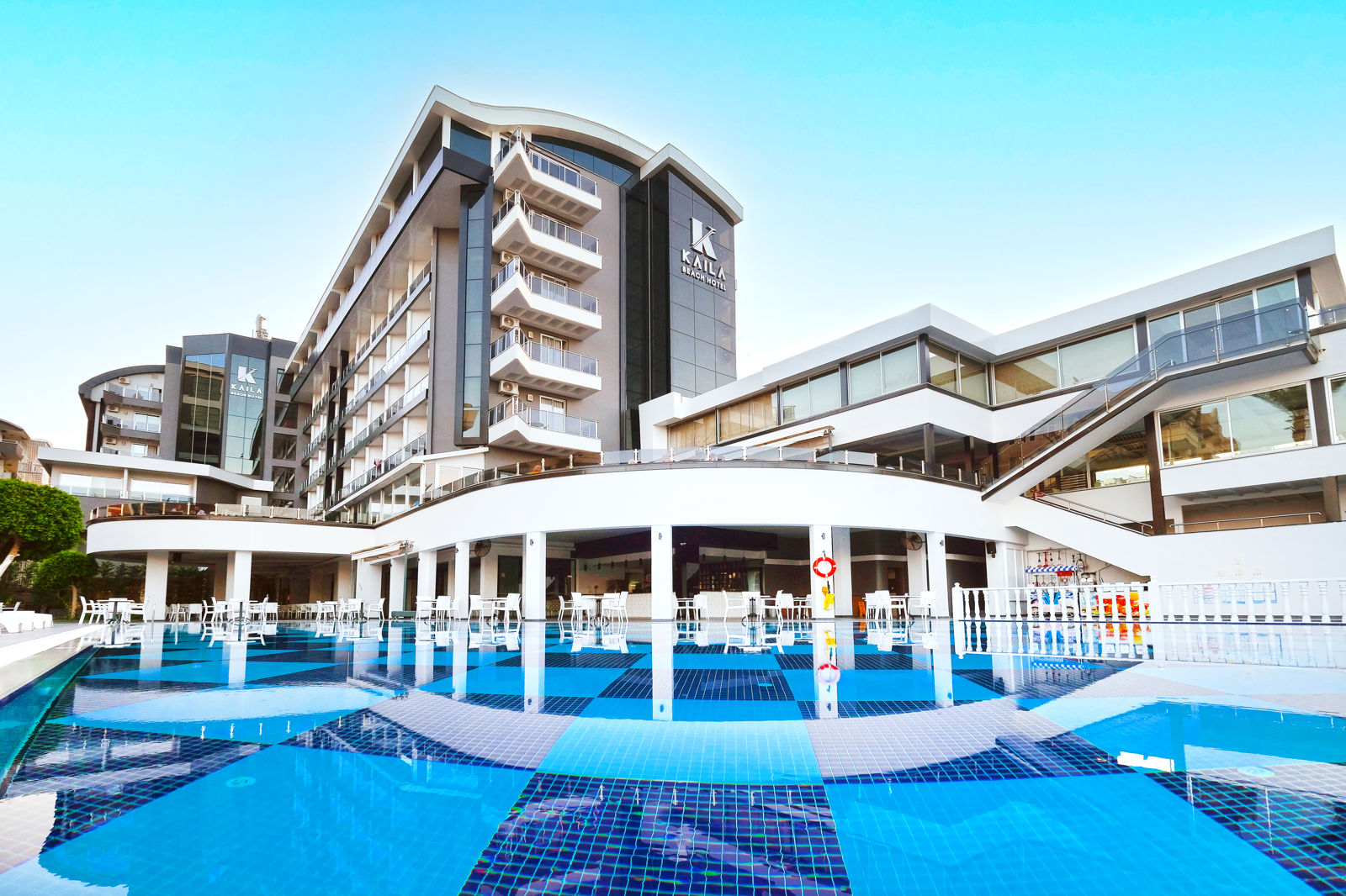 Meer info over Kaila Beach Hotel  bij Corendon