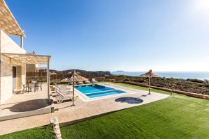 Woonvoorbeeld 4-kamervilla Thea met privezwembad