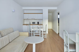 Woonvoorbeeld 2-kamer appartement zijzeezicht