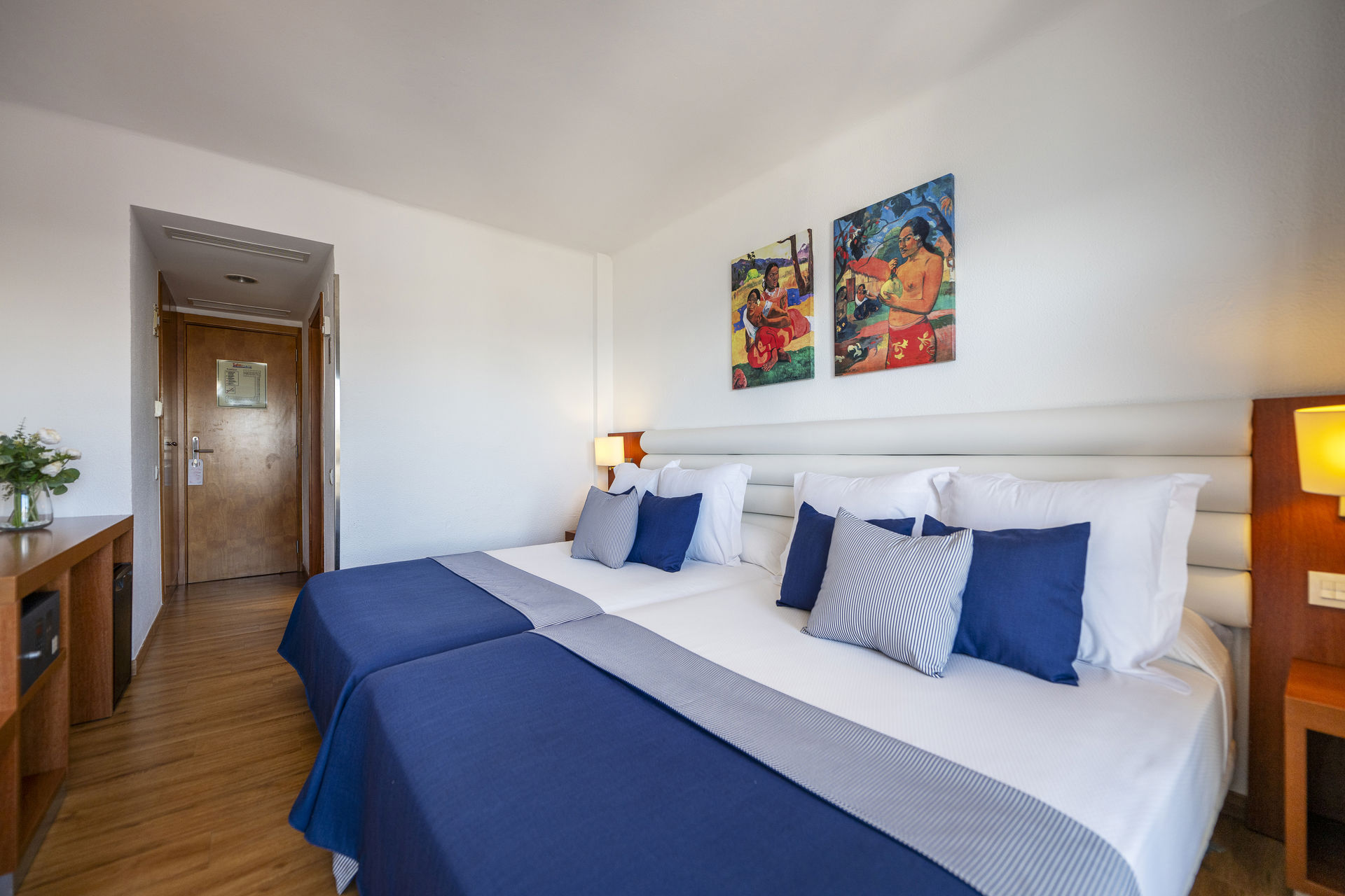 Tahiti Playa & Suites