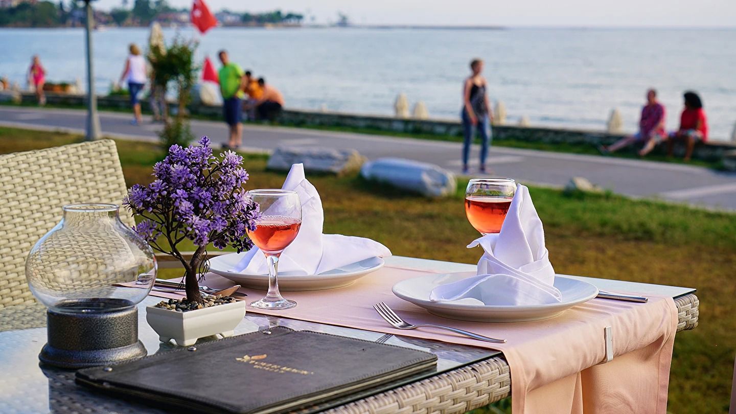 Nova Beach Hotel