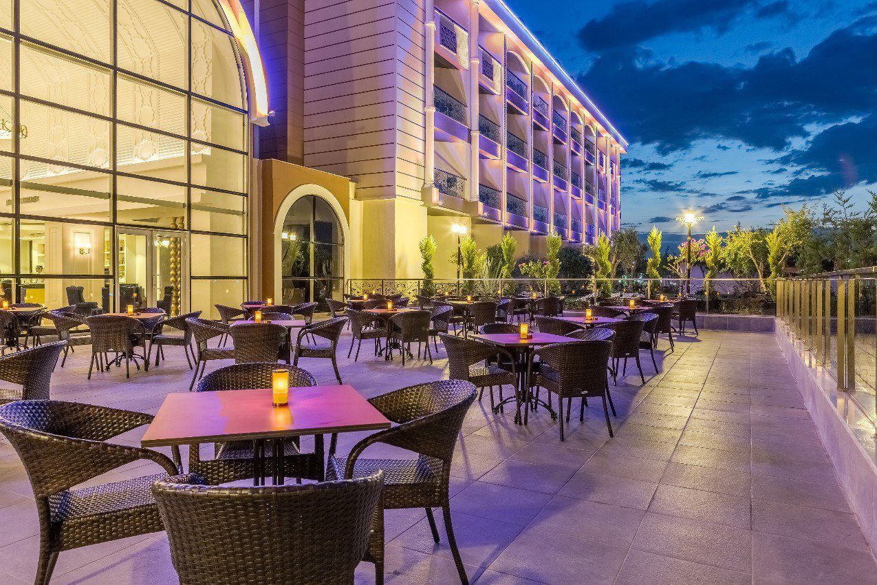 Mary Hotel Side