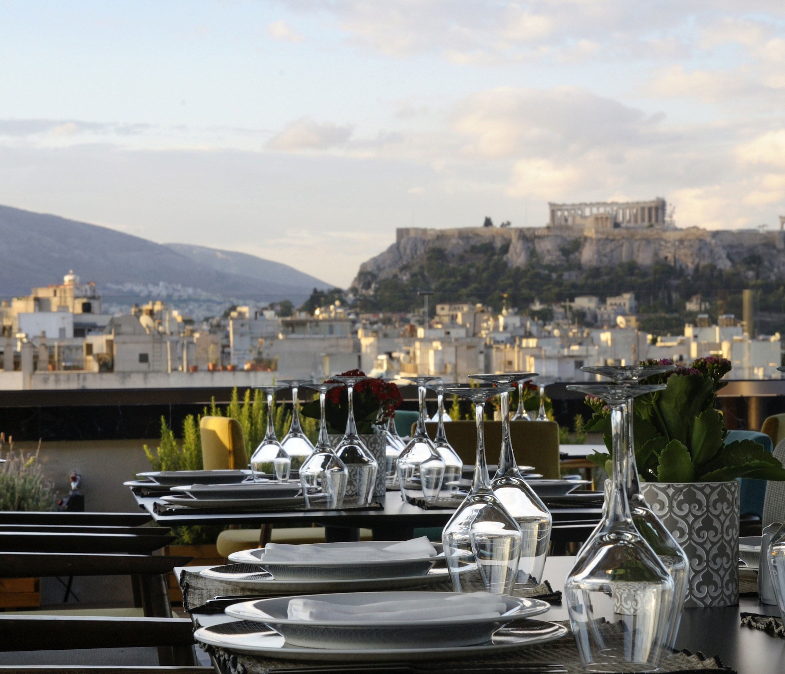 Zeus Wyndham Grand Athens