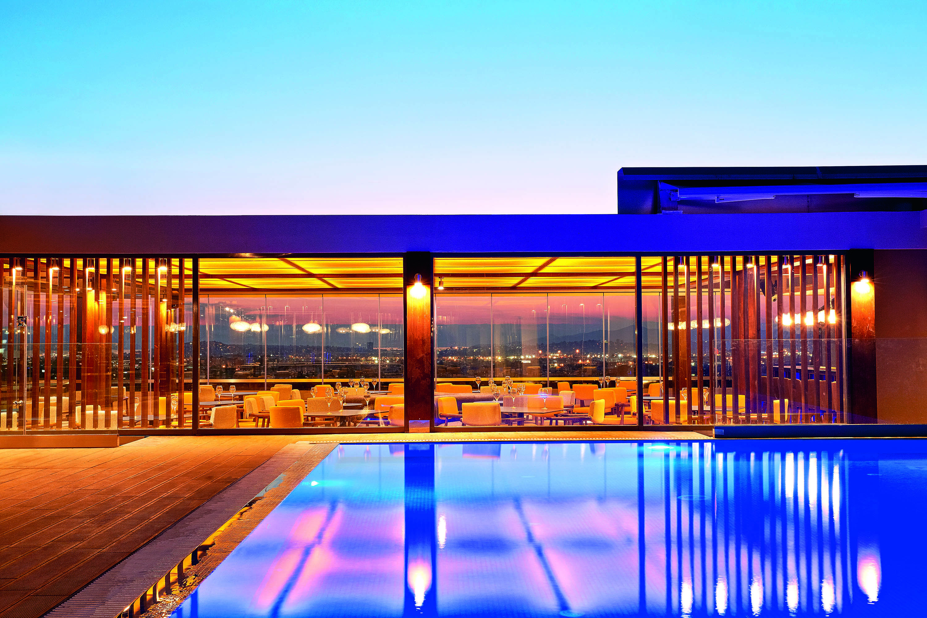 Zeus Wyndham Grand Athens