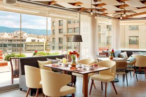 Zeus Essence Wyndham Athens Residence