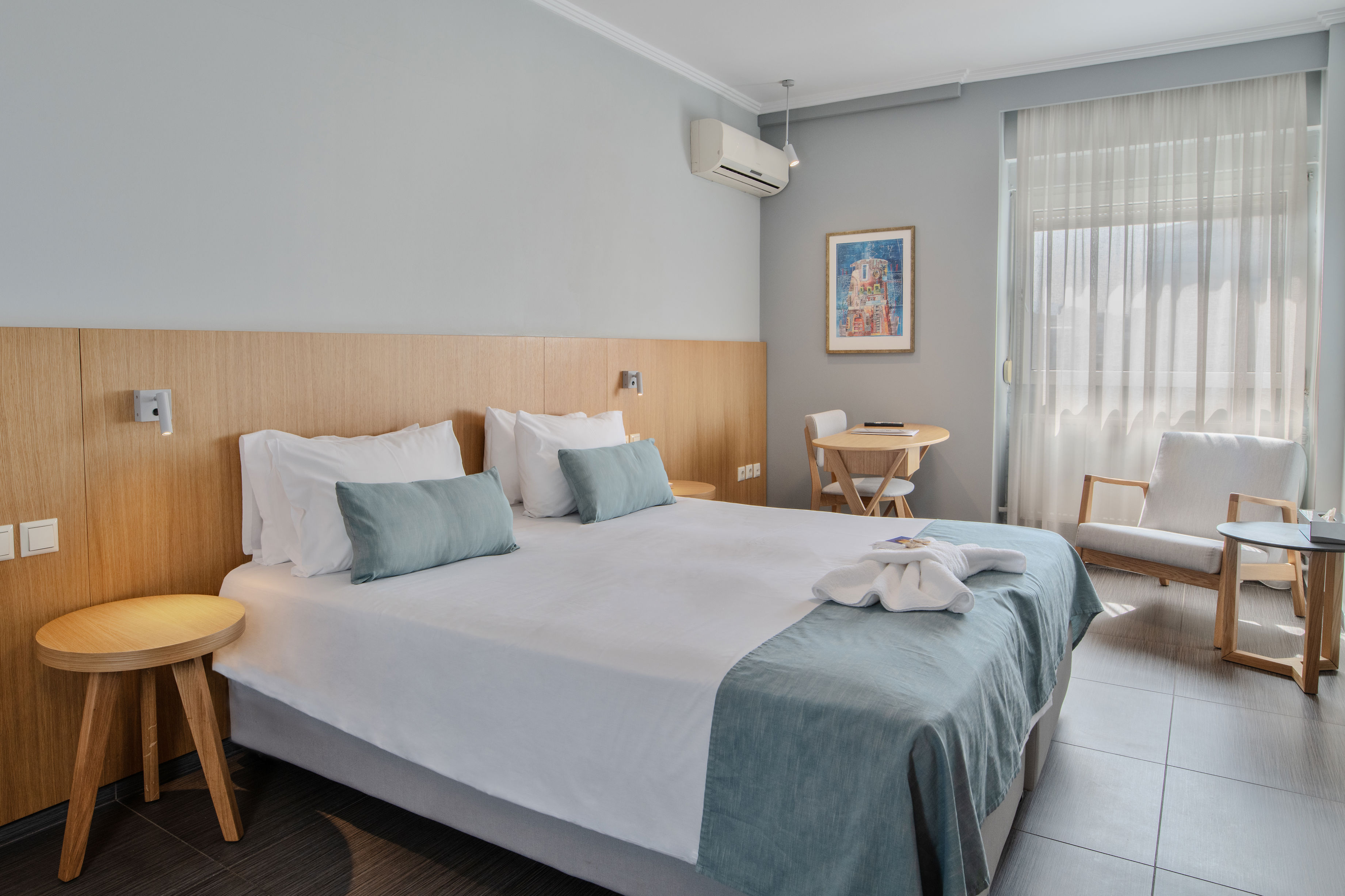 Capsis Hotel