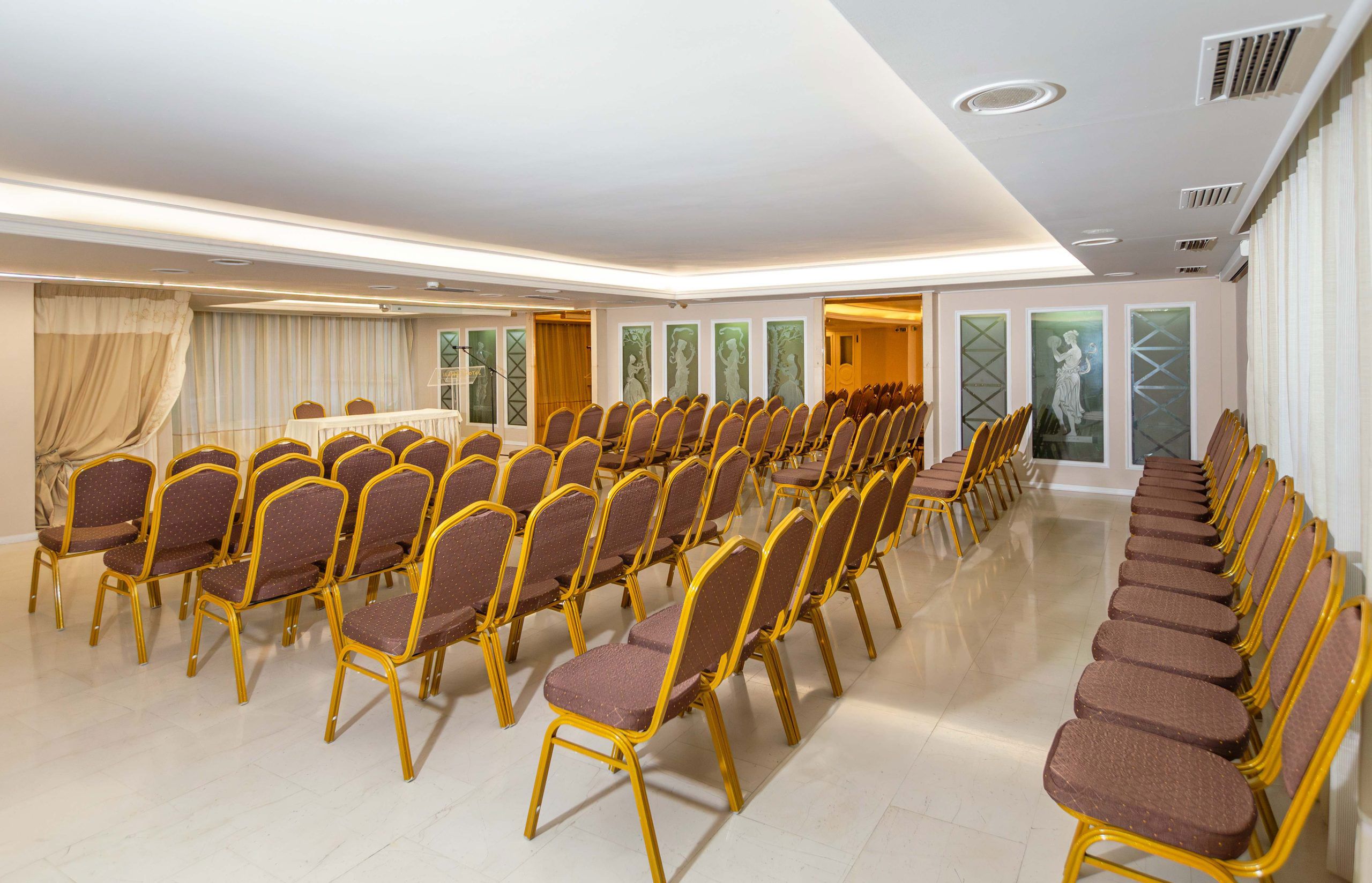 Ilisia Hotel