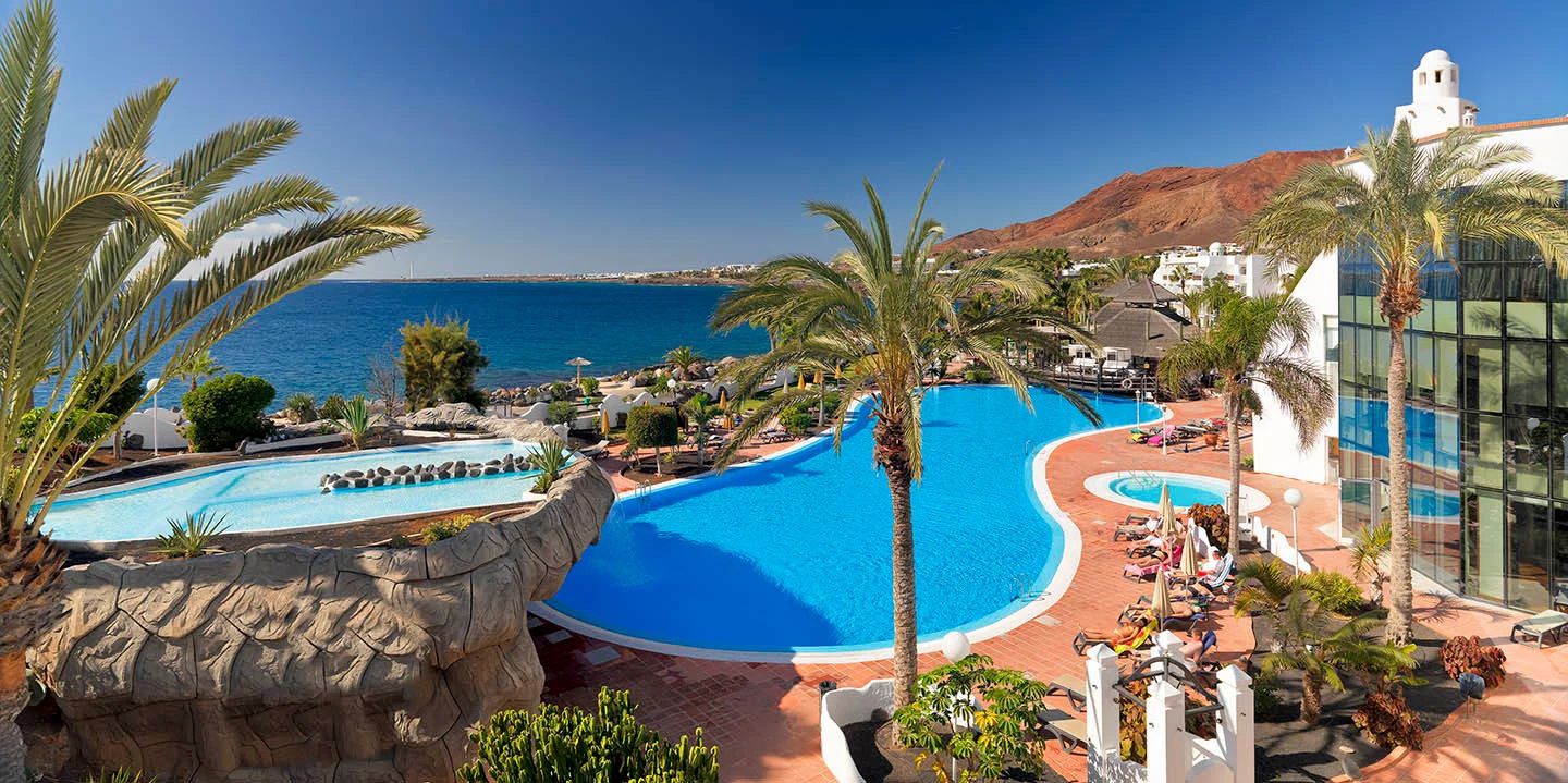 H10 Timanfaya Palace