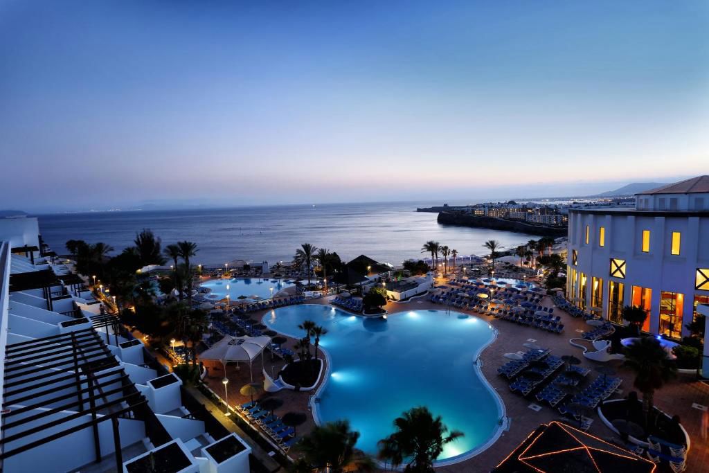 Sandos Papagayo Hotel