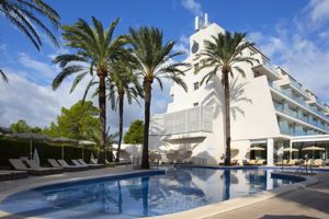 Mar Hotels Playa de Muro Suites