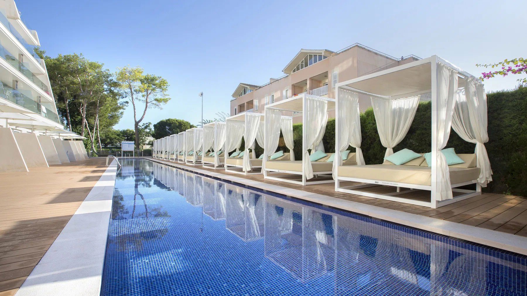 Mar Hotels Playa de Muro Suites