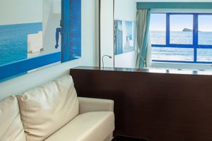 Woonvoorbeeld standaardkamer zeezicht