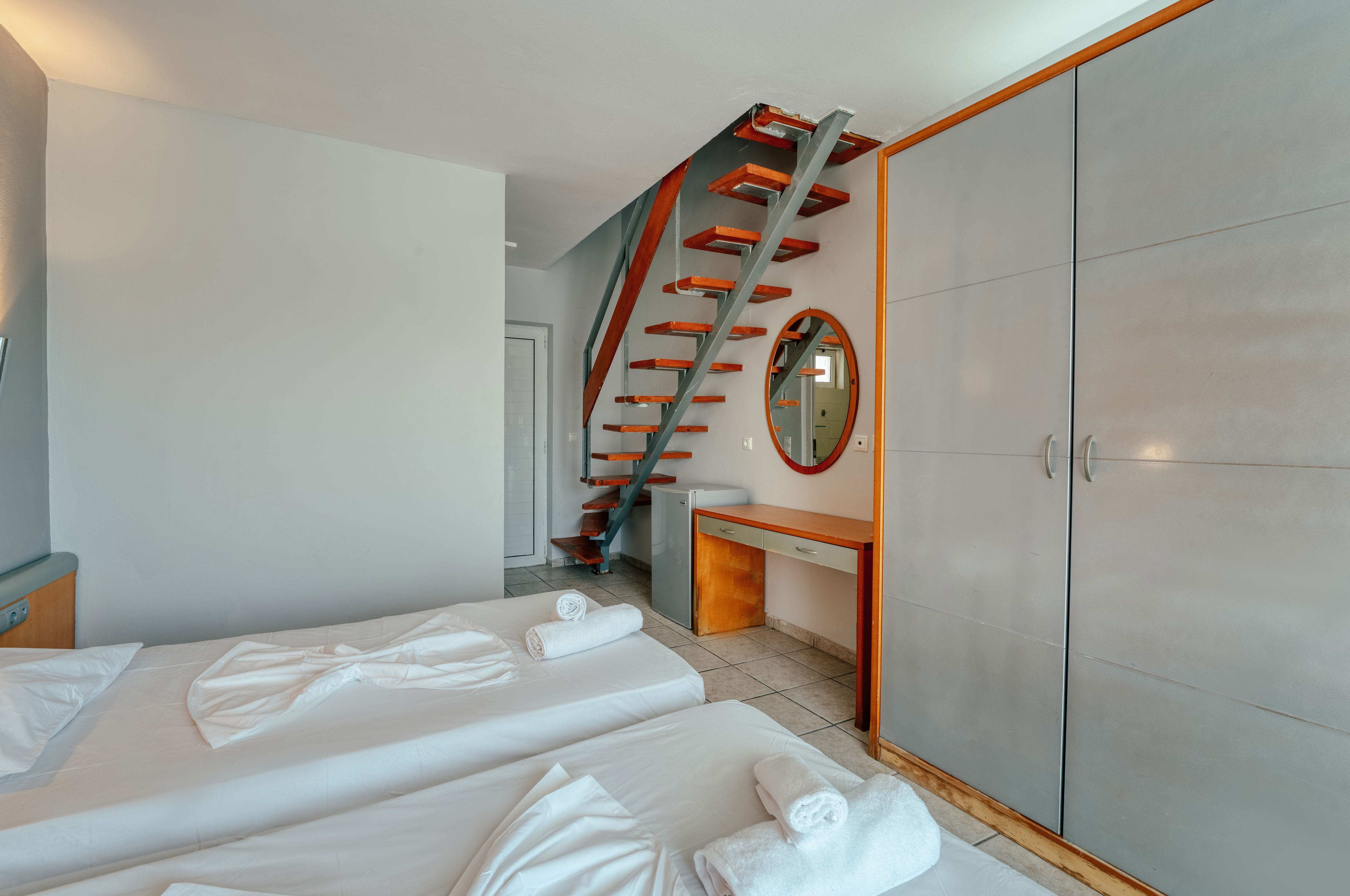 Mojo Hotel
