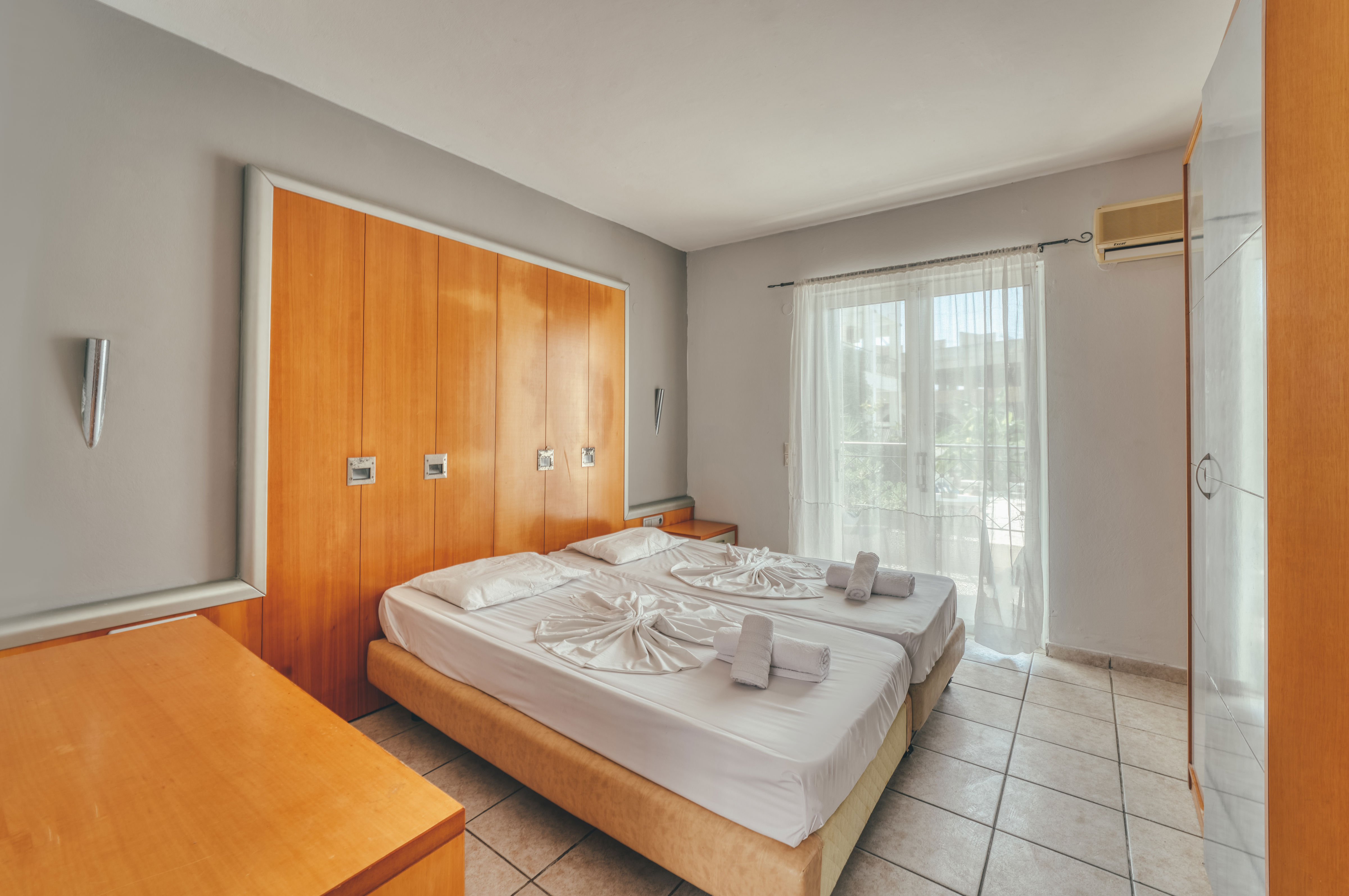 Mojo Hotel