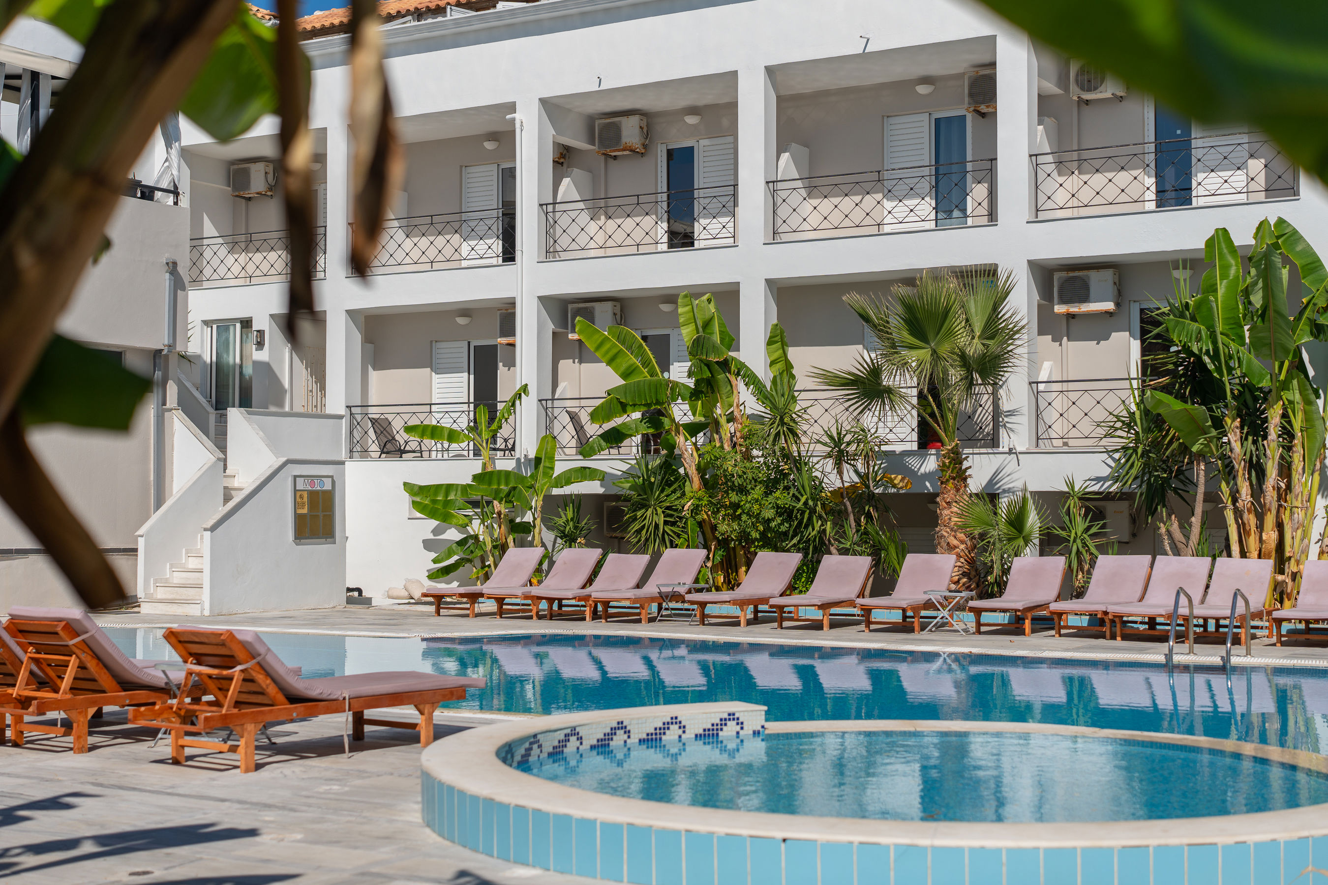 Mojo Hotel