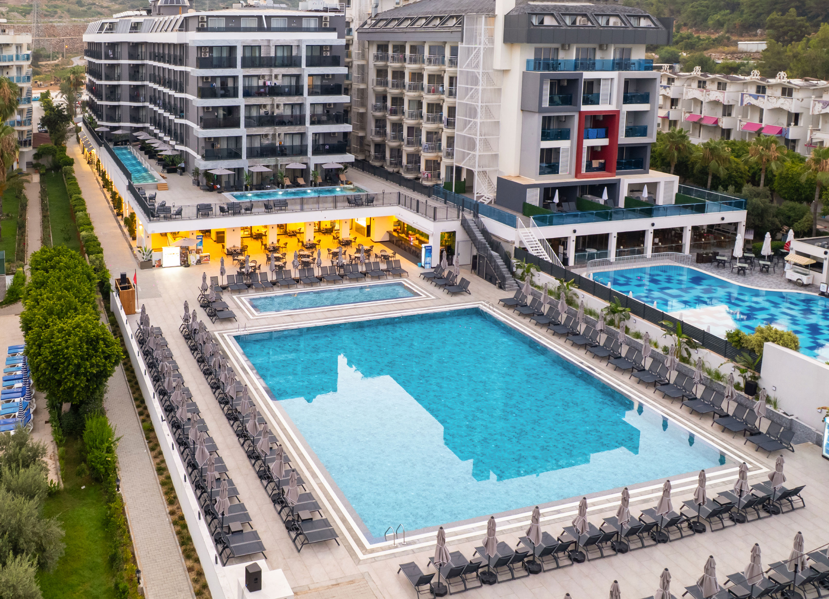 Nova Life Hotel