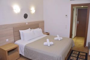 Arethusa Hotel