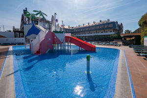 Santa Susanna Resort