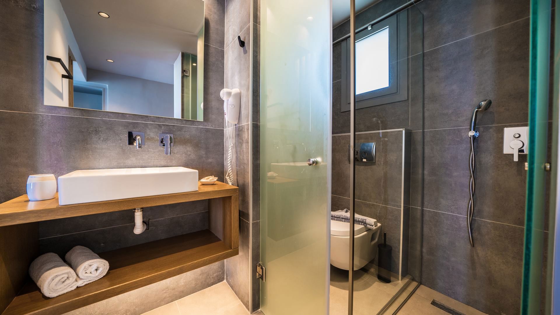 Harmony Crest Resort & Spa
