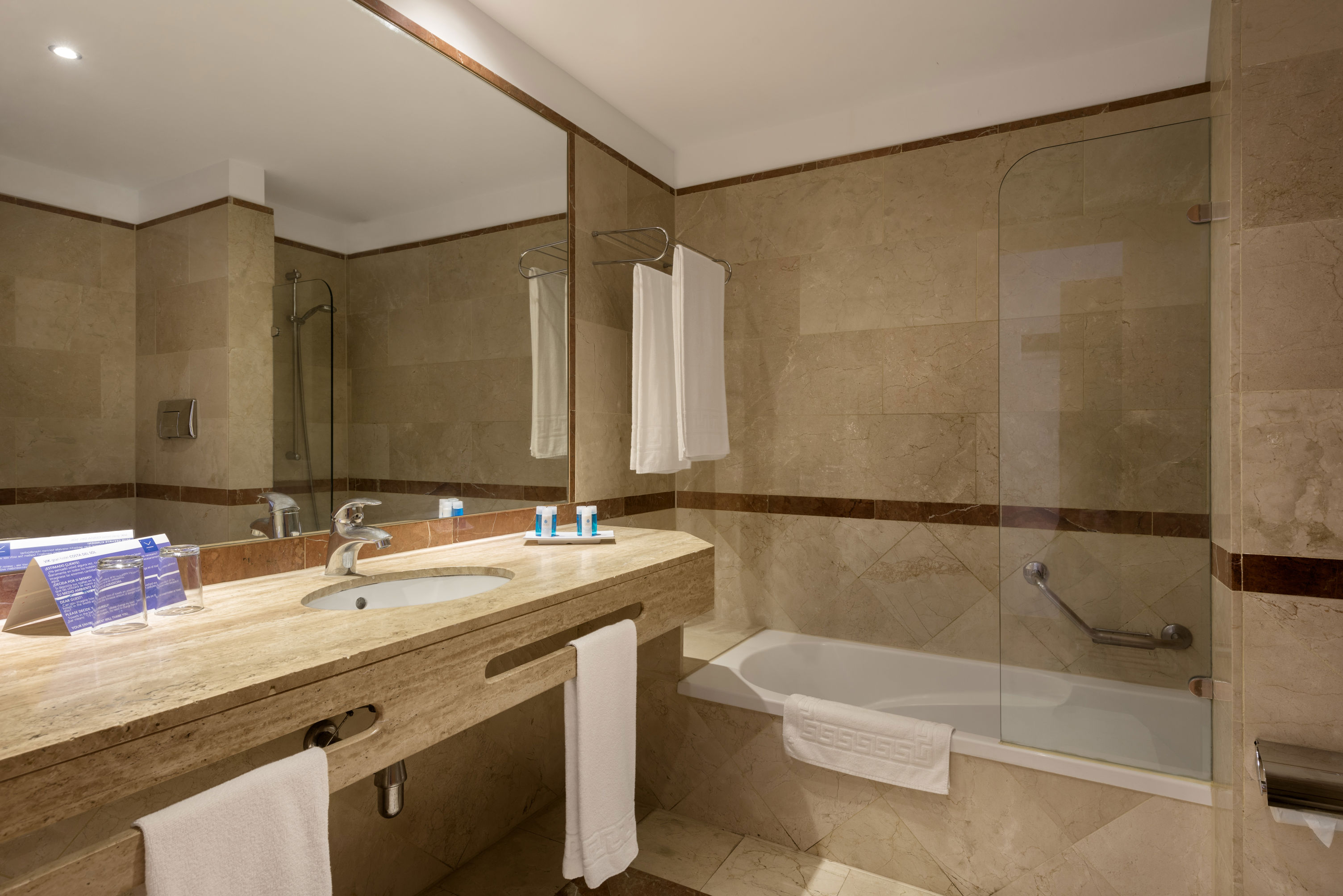 Fly & Go Gran Hotel Costa del Sol