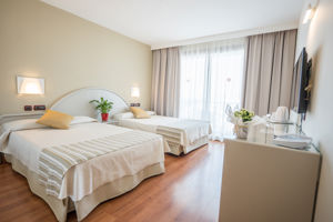 Fly & Go Gran Hotel Costa del Sol