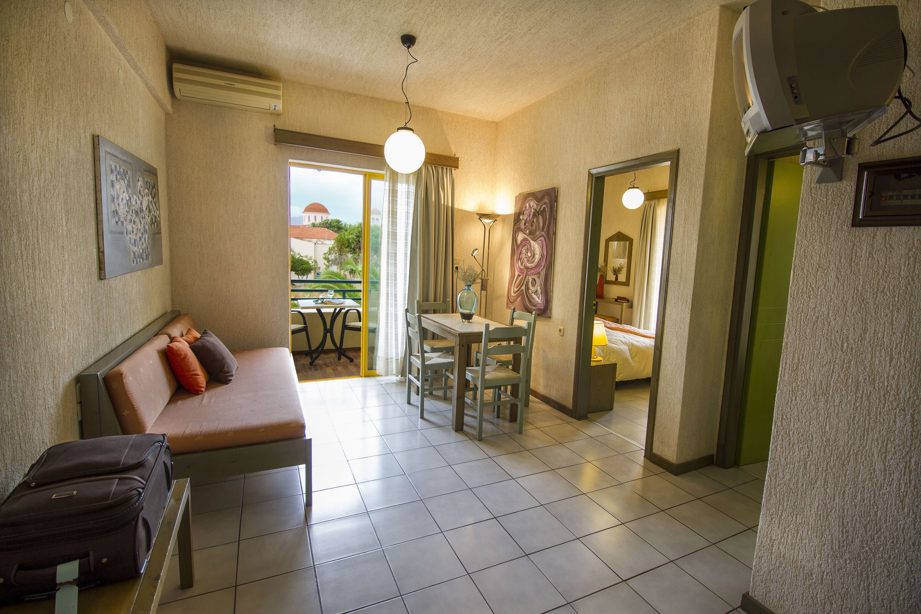 Lycasti Maisonettes