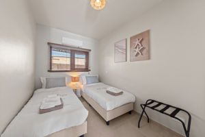 Woonvoorbeeld 3-kamerappartement Type 1, zwembadzicht