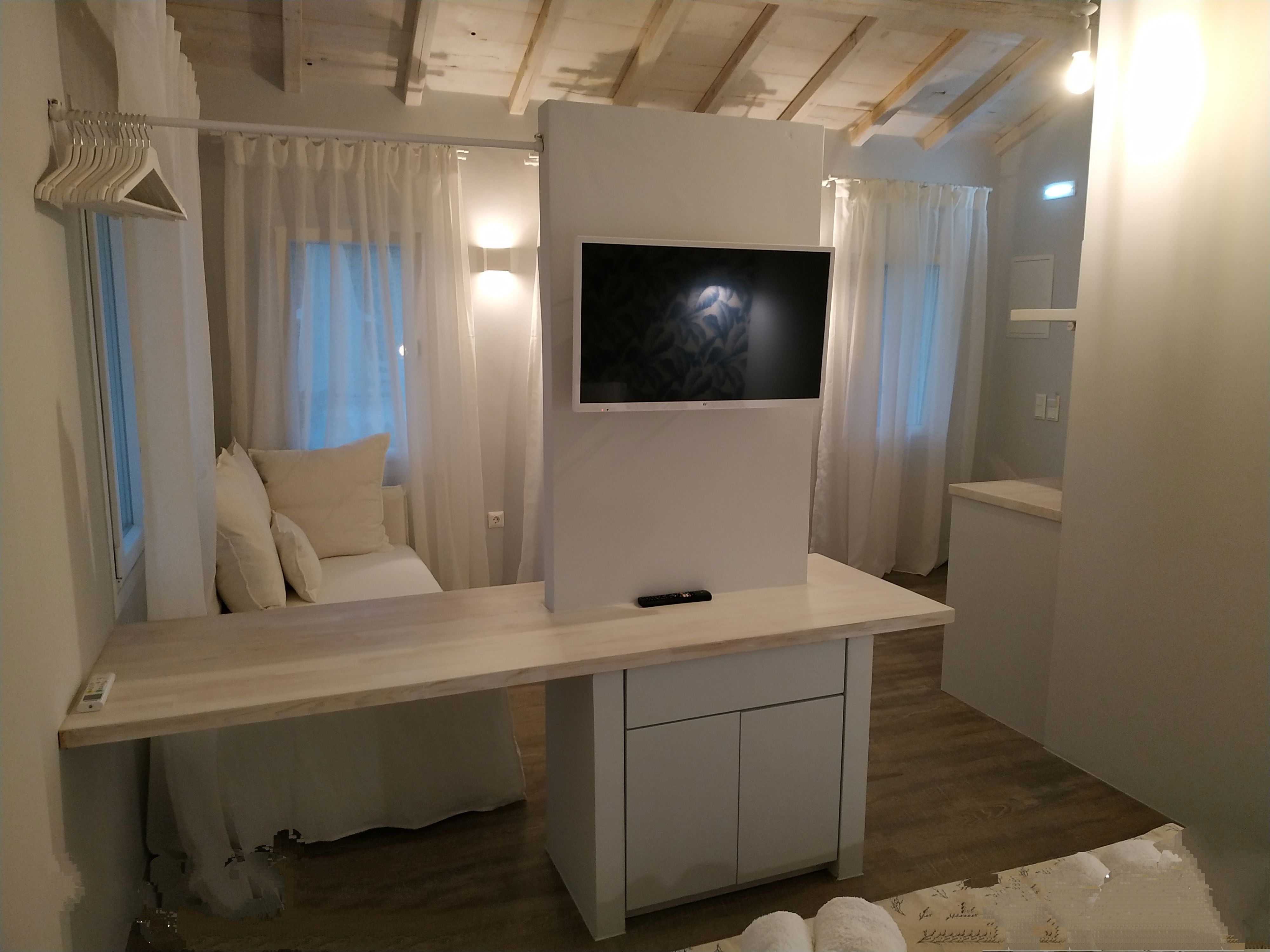 Fly & Go Electra Luxury Apartments