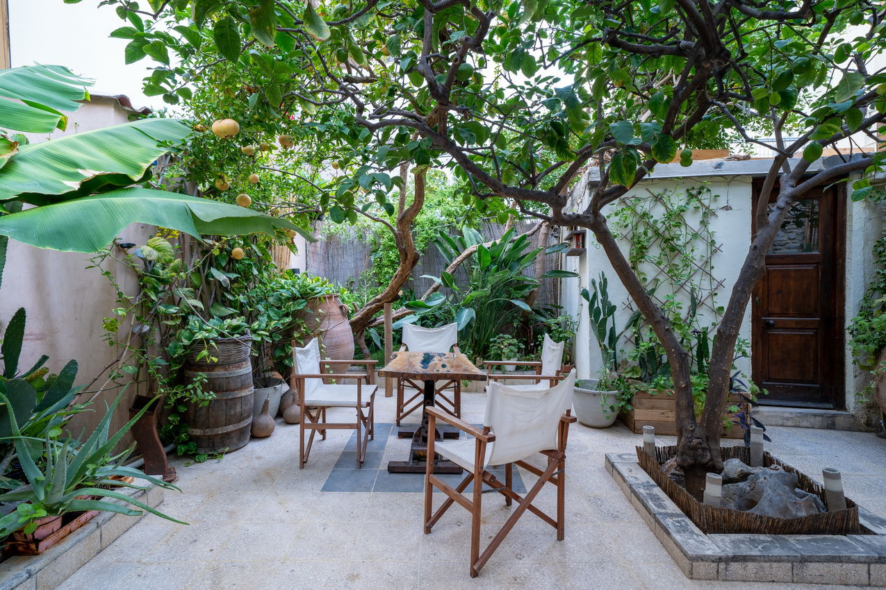Lemon Garden Residence