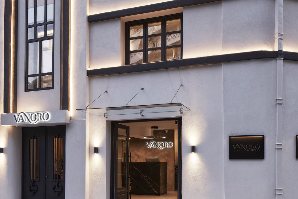 Vanoro Hotel