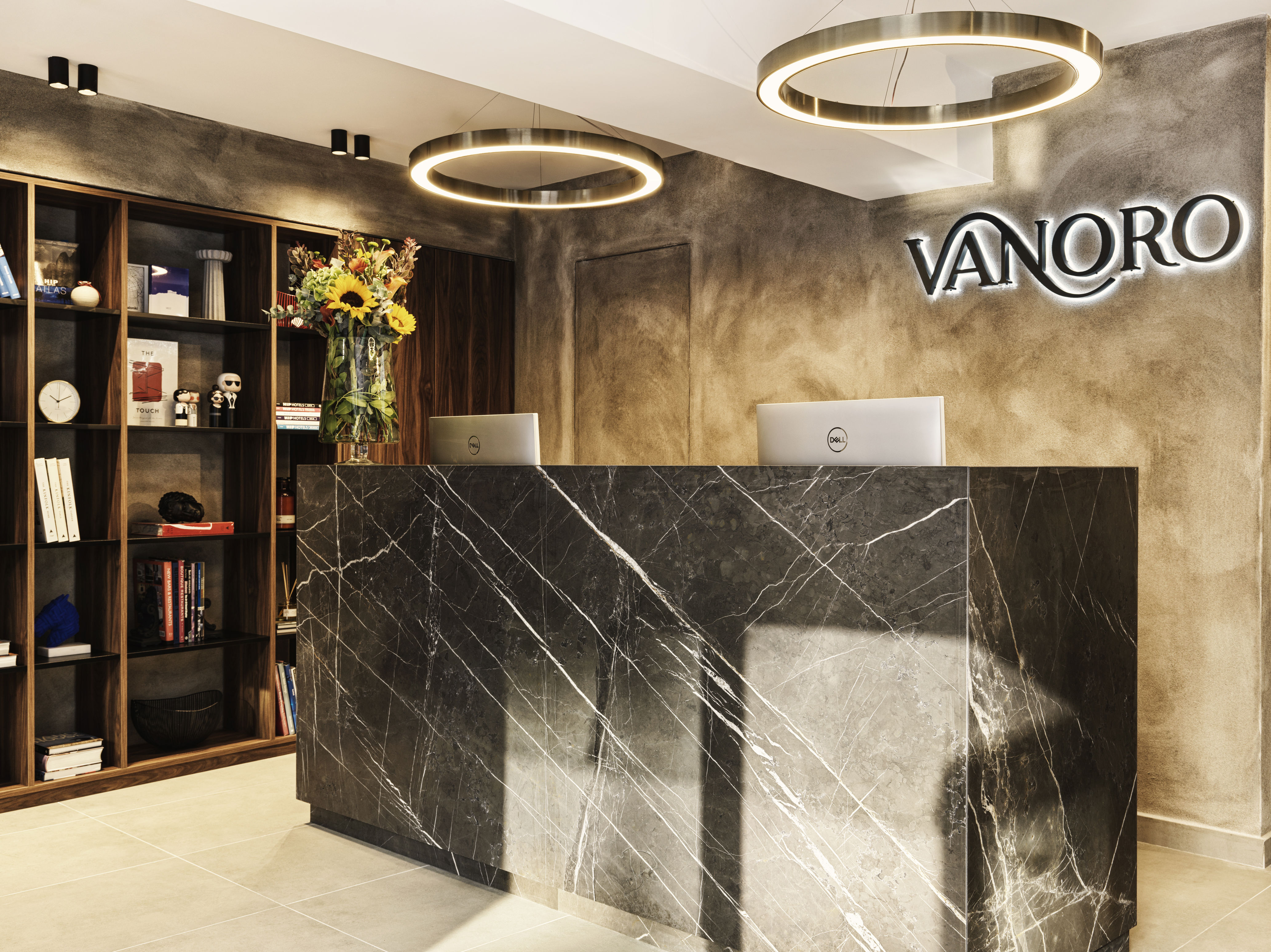 Vanoro Hotel