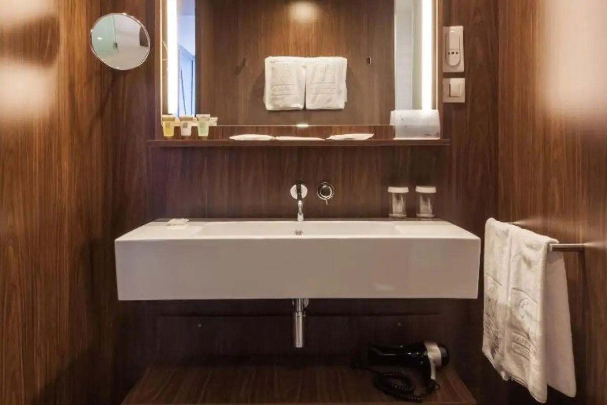Vincci Porto Hotel