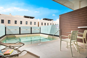 Woonvoorbeeld Duplex Suite Swimup met Prive Terras