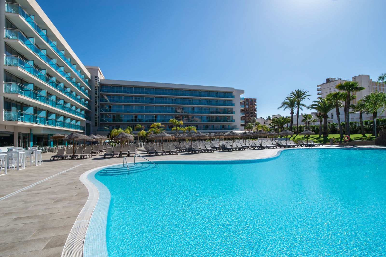 Roquetas el Palmeral by P&V