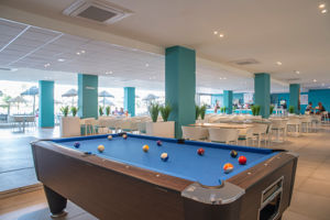 Roquetas el Palmeral by P&V