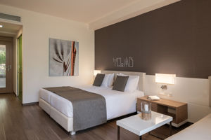 Fly & Go Avra Imperial Hotel