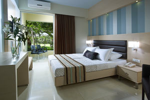 Fly & Go Eleftheria Hotel