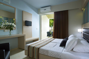 Fly & Go Eleftheria Hotel