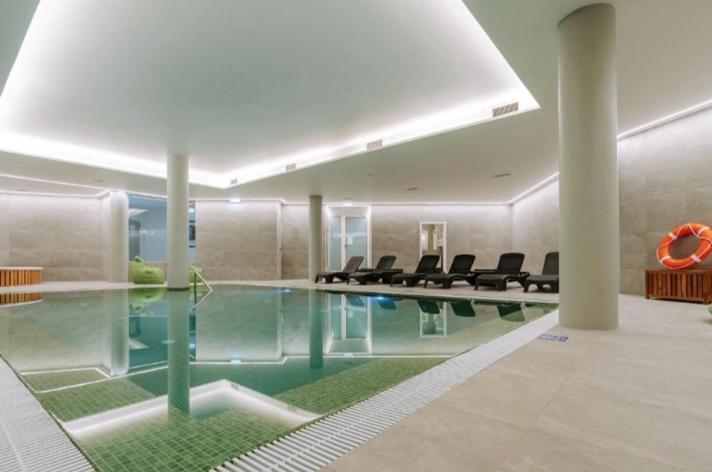 Euro Moniz Hotel