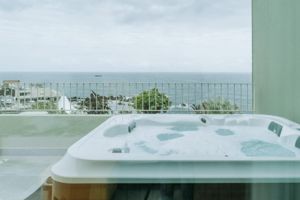 Euro Moniz Hotel