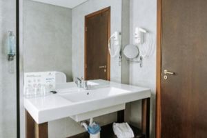 Euro Moniz Hotel