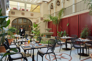 H10 Corregidor Boutique Hotel