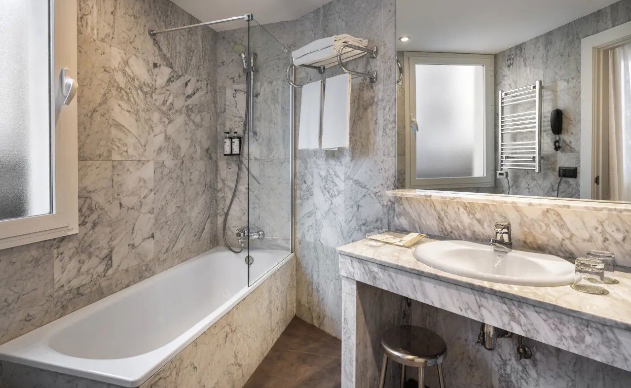 Hotel Catalonia Giralda