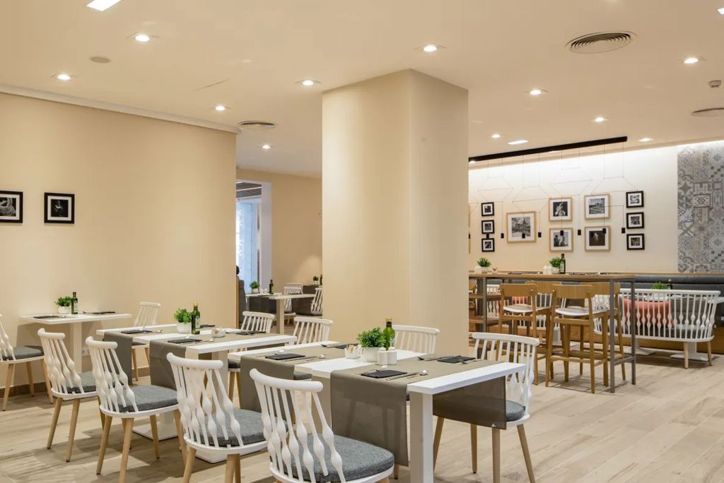 Hotel Catalonia Giralda