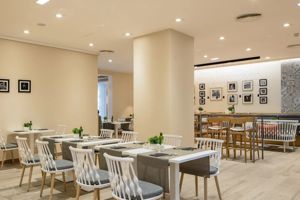 Hotel Catalonia Giralda