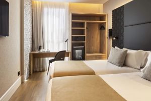 Hotel Catalonia Giralda