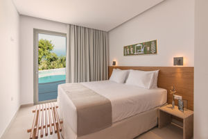 Plethora Suites