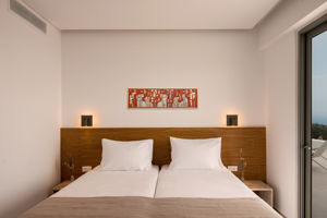 Plethora Suites