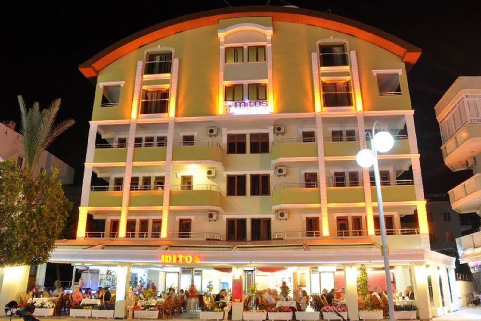 Mitos Lejlighedshotel slide 1